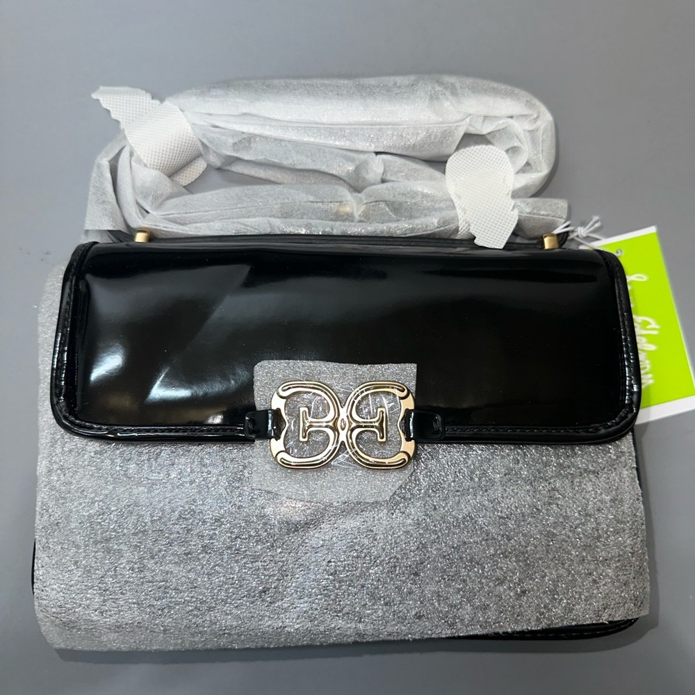 Sam Edelman Womenβs Black Glossy Crossbody NWT (Brand New) - Picture 2 of 8